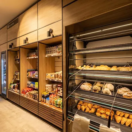 With A Dishwasher, In A Car-free Park Chalet *